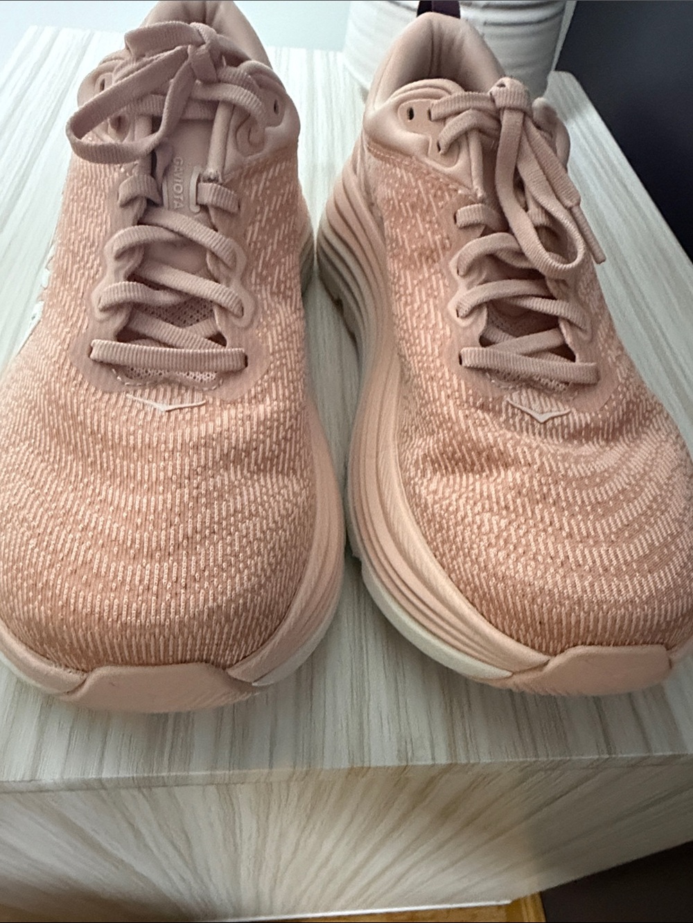 Hoka Women's Peach Knit Platform Running Sneakers!! LIKE NEW!!! - Picture 4 of 6